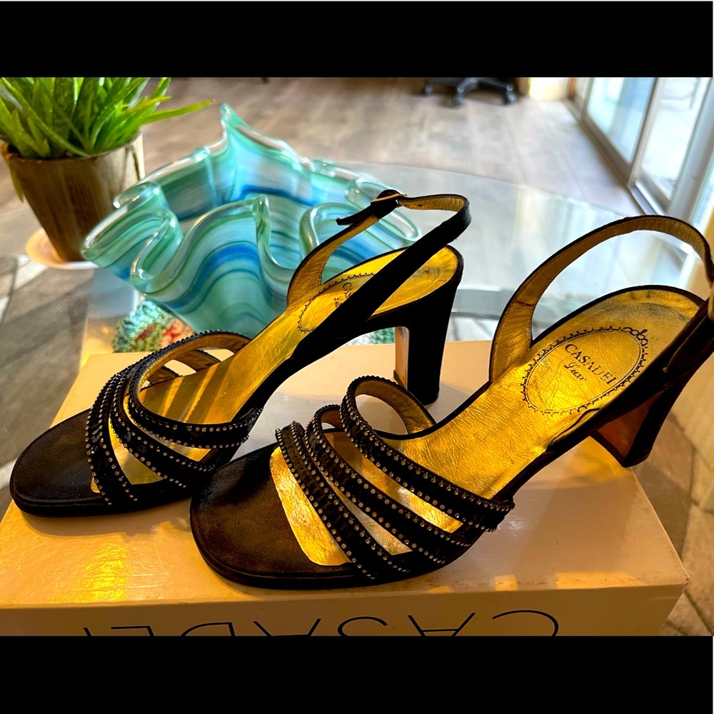 Casadei Women's Fashion Rhinestones Design Platform Sandals💙
